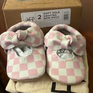 Freshly Picked Petal Pink Checkered Moccasins size 2 (c4) soft sole
